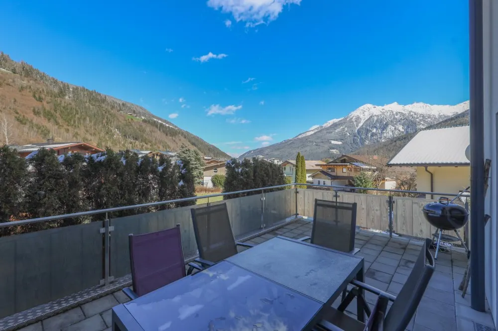 KITZIMMO-exklusives Apartment in Neukirchen kaufen.