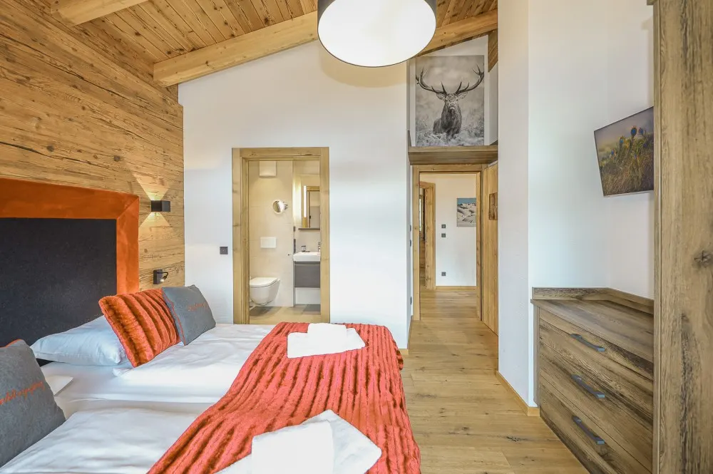 KITZIMMO-Exklusives Nationalpark Chalet in sonniger Ruhelage - Immobilien Neukirchen.