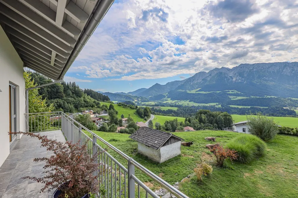 KITZIMMO-Exklusive Villa in Toplage kaufen - Immobilien Kufstein Kitzbühel.