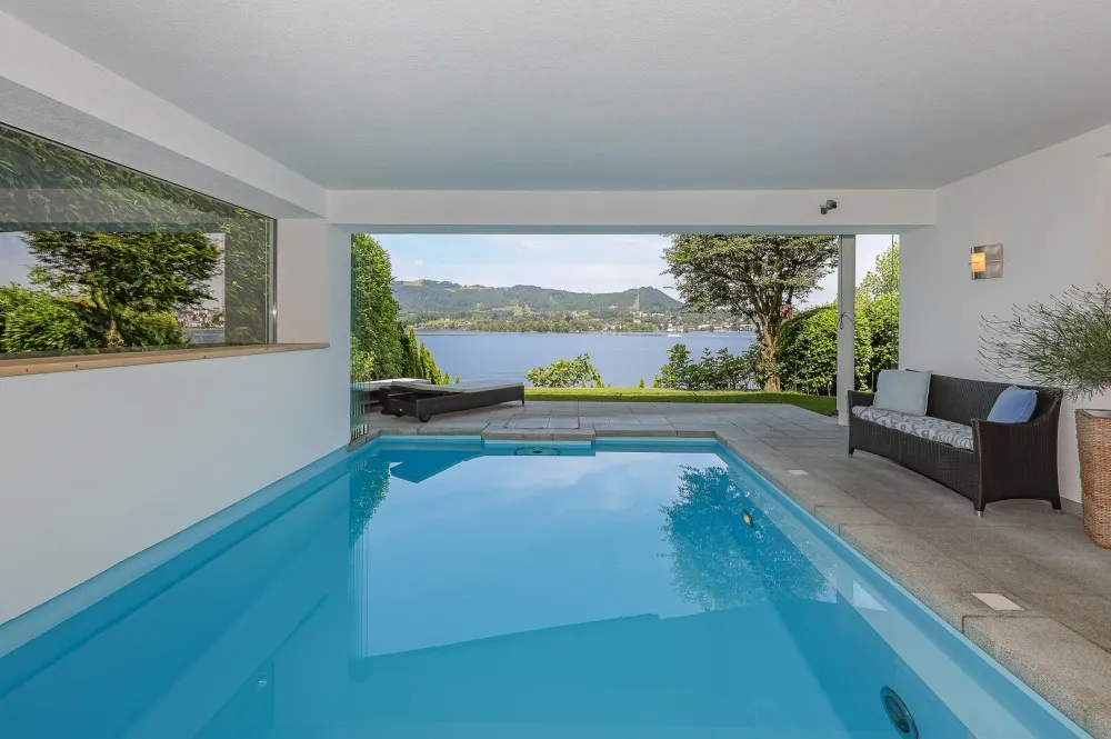 KITZIMMO-Exklusive Villa mit Pool am Traunsee kaufen - Immobilien Gmunden.
