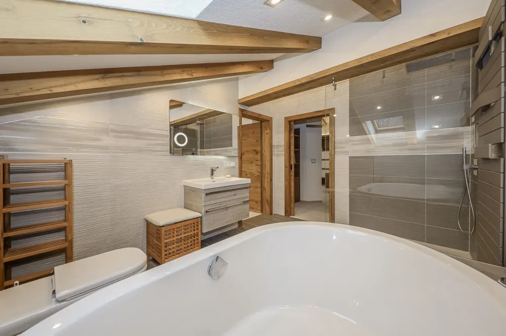 KITZIMMO-Ferienhaus in idyllischer Ruhelage kaufen - Immobilien Reit im Winkl.