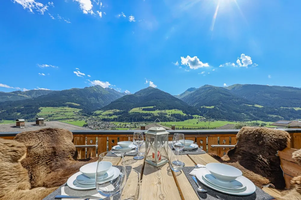 KITZIMMO-Exklusives Chalet am Sonnberg mit Panorama-Ausblick - Immobilien Zell am See.