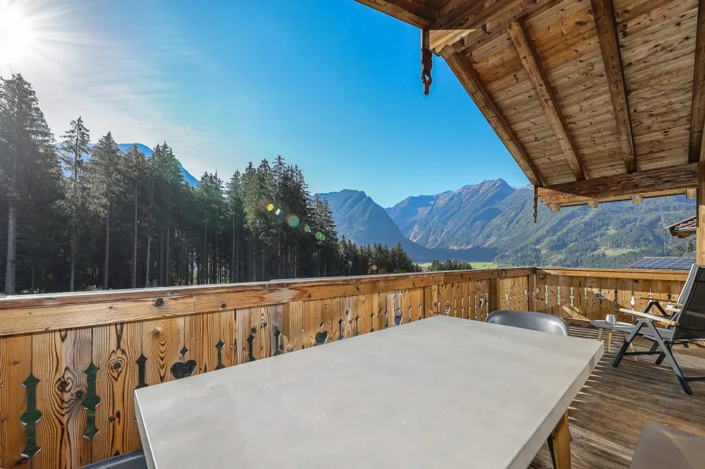 KITZIMMO-Exklusives Nationalpark Chalet in sonniger Ruhelage - Immobilien Neukirchen.