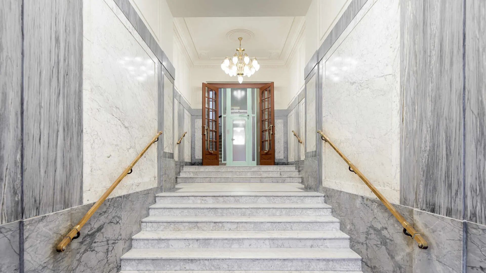 KITZIMMO-Exklusives Dachgeschoss-Apartment kaufen - Immobilien Wien.