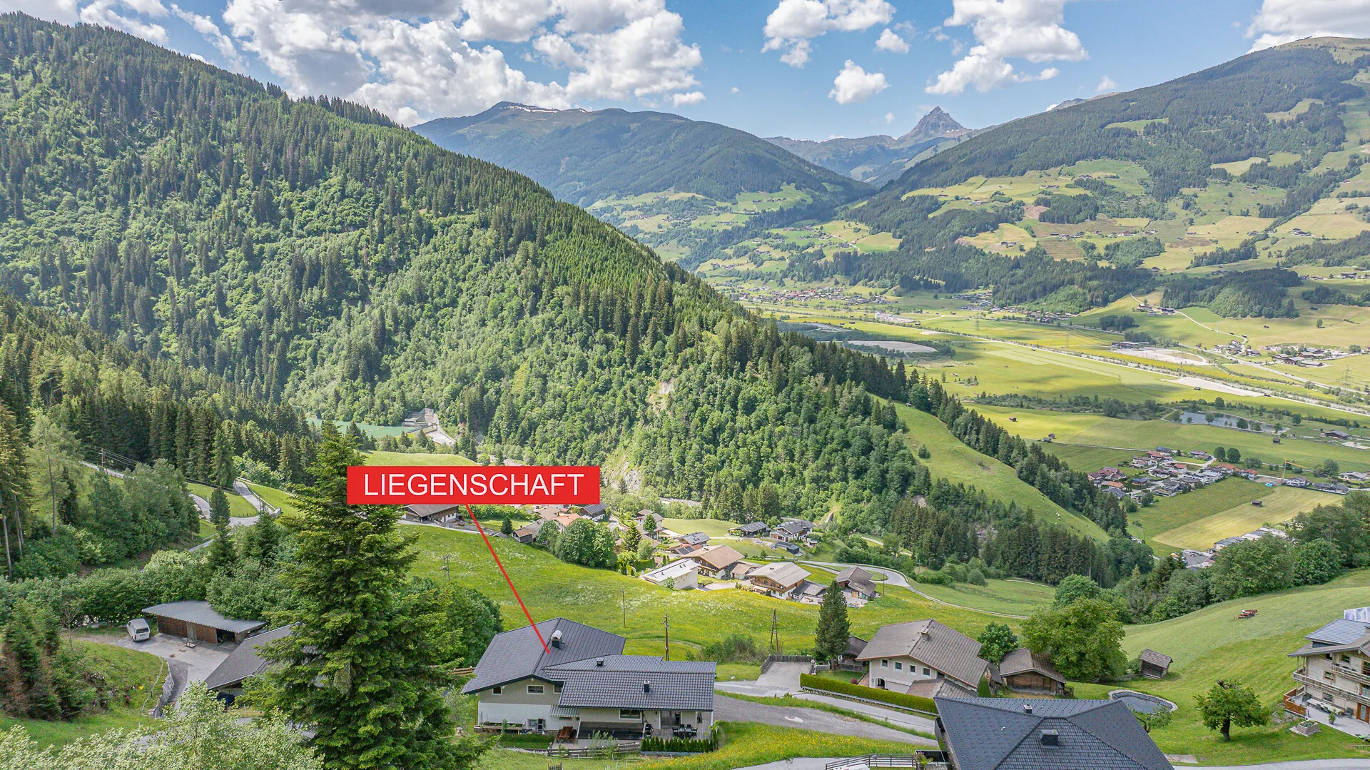 KITZIMMO-Hochwertiges Zweifamilienhaus in unverbaubarer Aussichtslage kaufen - Immobilien Hollersbach.
