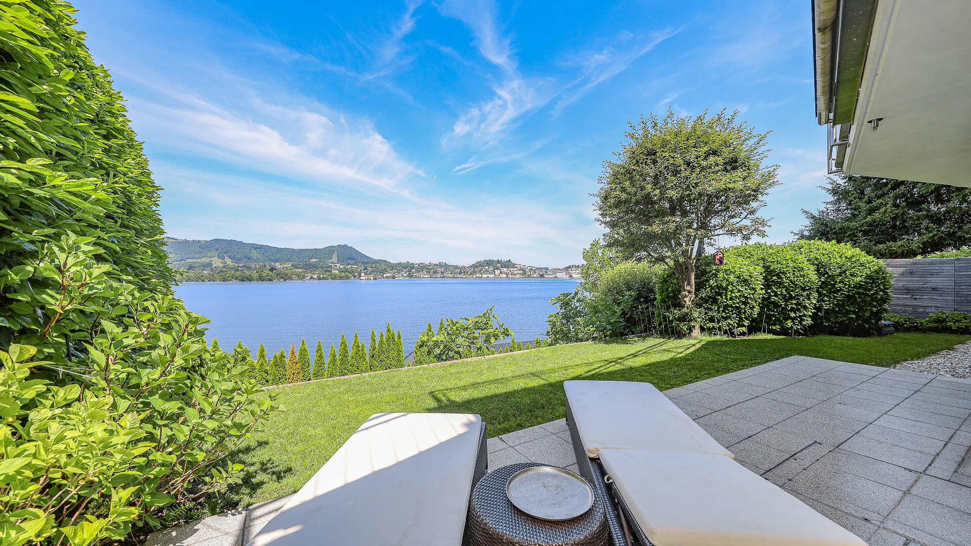 KITZIMMO-Exklusive Villa mit Pool am Traunsee kaufen - Immobilien Gmunden.