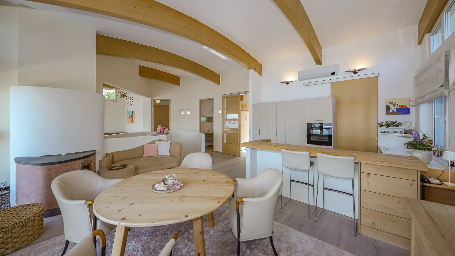 KITZIMMO-Exklusive Villa mit Pool am Traunsee kaufen - Immobilien Gmunden.