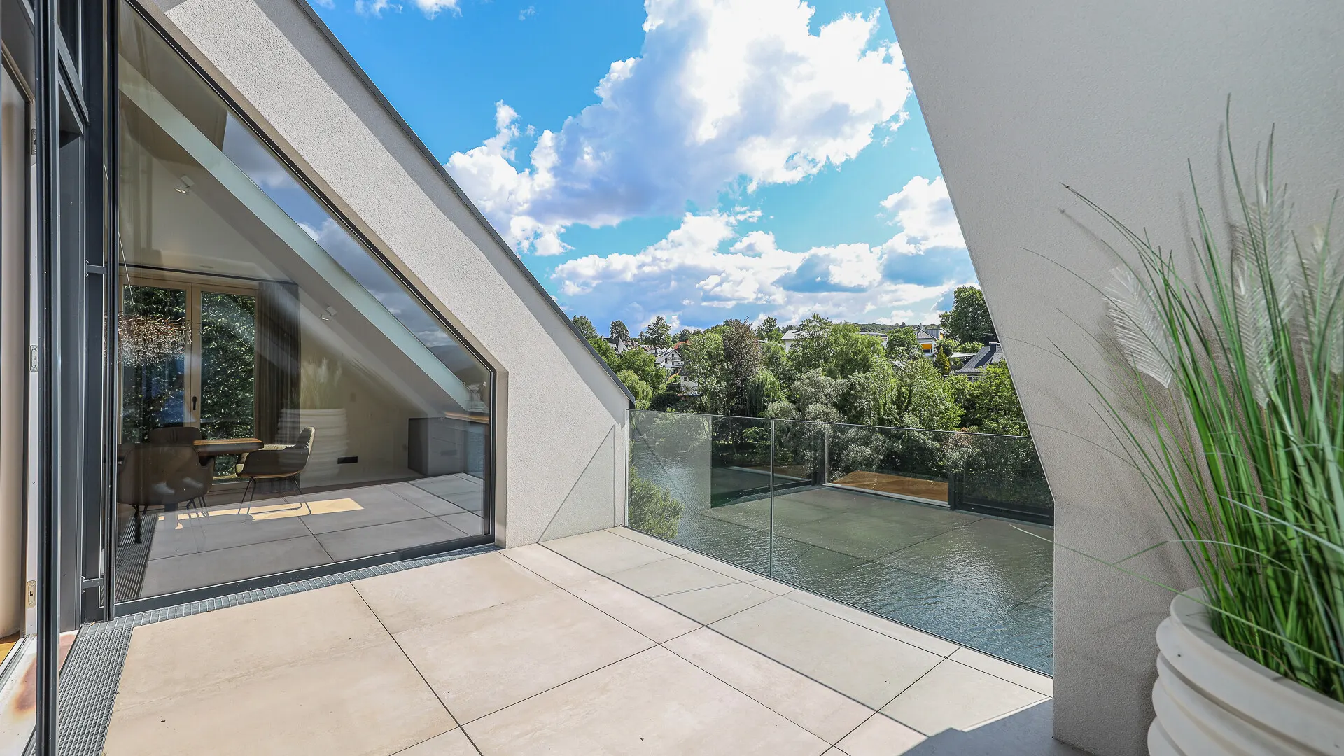 KITZIMMO-International-Luxuspenthouse Gmunden Traunsee kaufen Immobilien Oberösterreich.
