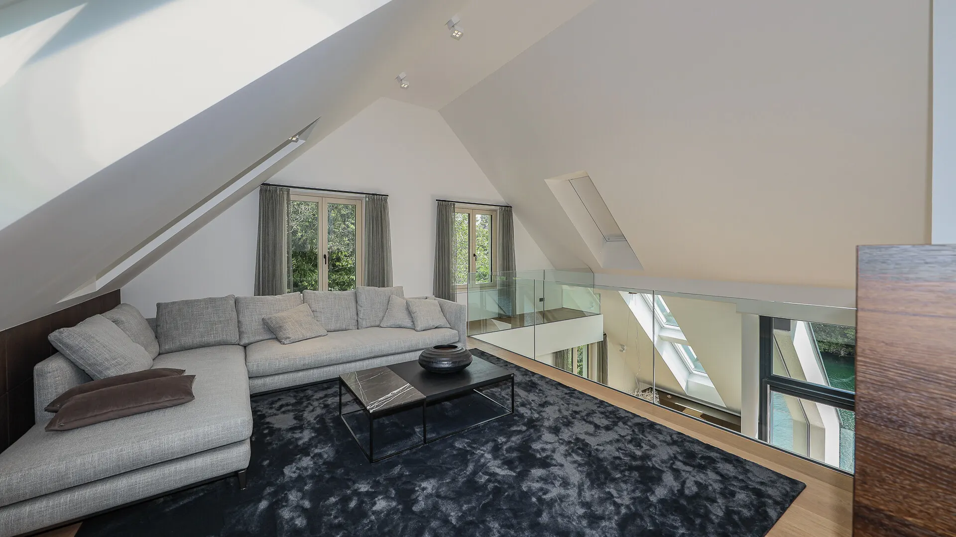 KITZIMMO-International-Luxuspenthouse Gmunden Traunsee kaufen Immobilien Oberösterreich.