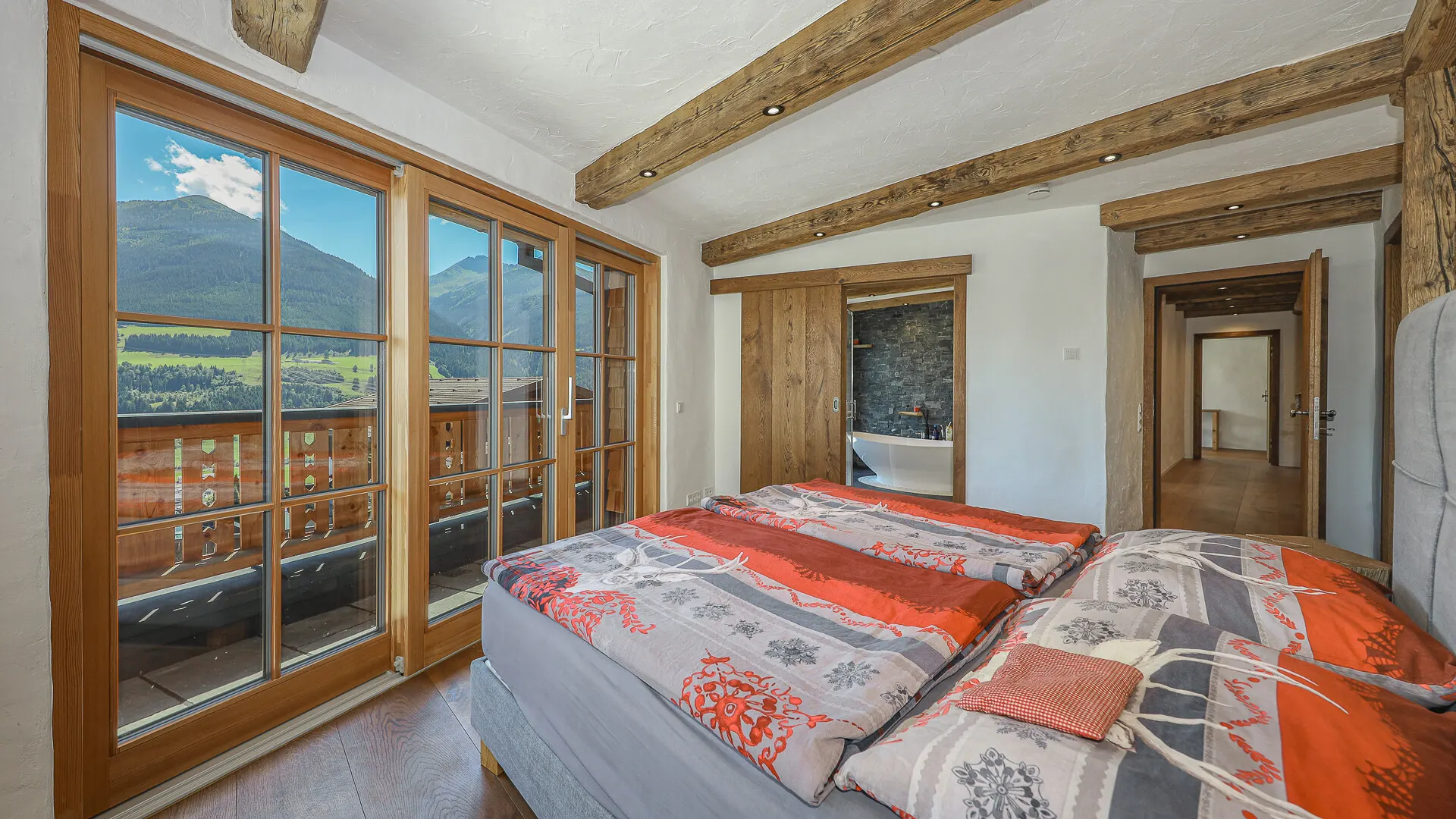 KITZIMMO-Exklusives Chalet am Sonnberg mit Panorama-Ausblick - Immobilien Zell am See.