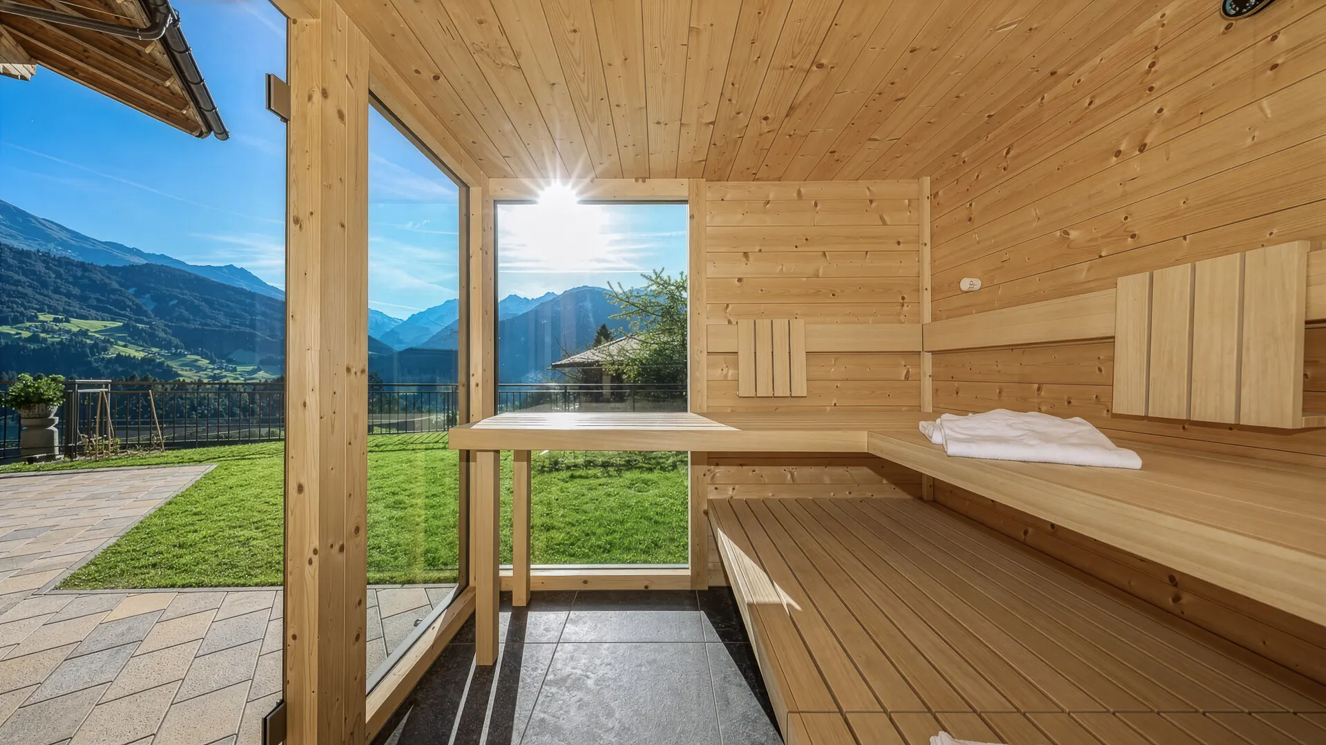 KITZIMMO-Luxus-Apartmenthaus in einzigartiger Top-Sonnenlage kaufen - Immobilien Hollersbach.