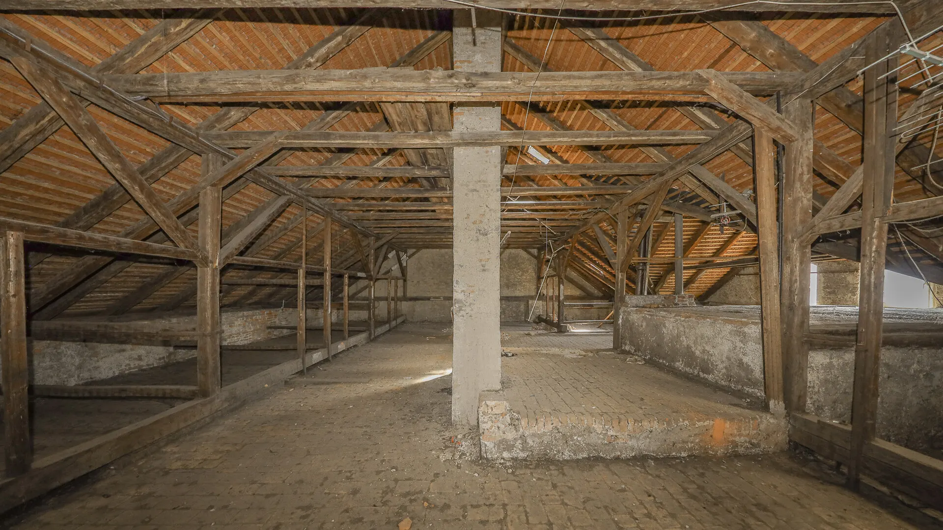 KITZIMMO-Stadthaus in Opernnähe kaufen - Immobilien Graz.