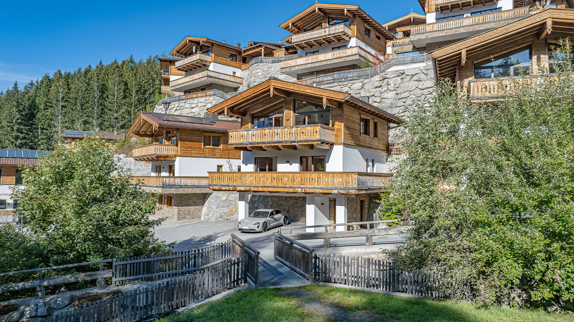 KITZIMMO-Exklusives Nationalpark Chalet in sonniger Ruhelage - Immobilien Neukirchen.