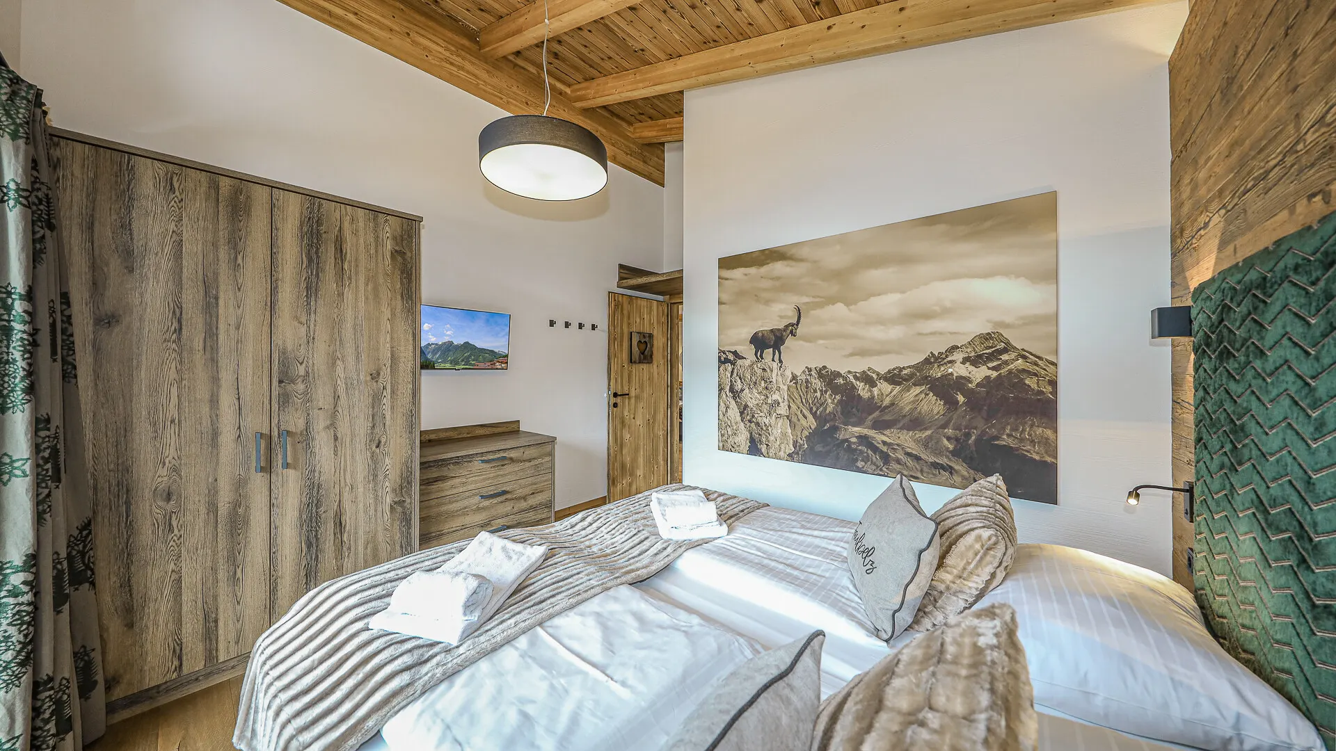 KITZIMMO-Exklusives Nationalpark Chalet in sonniger Ruhelage - Immobilien Neukirchen.