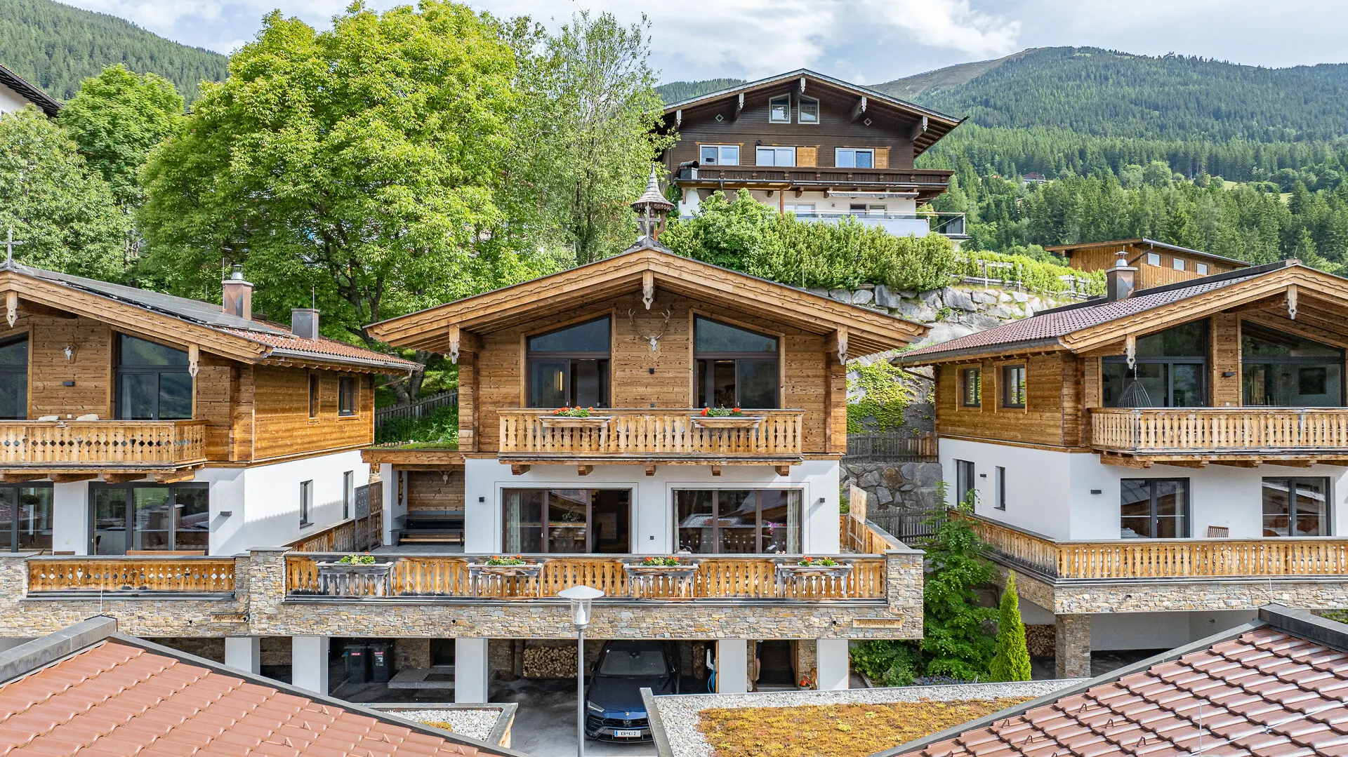 KITZIMMO-Exklusives Nationalpark Chalet in sonniger Ruhelage - Immobilien Neukirchen.
